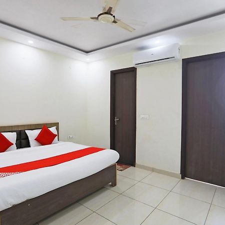 Oyo 48501 Dayal Regency Otel Hapur Dış mekan fotoğraf