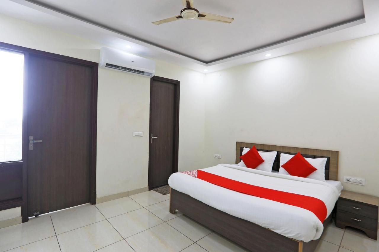 Oyo 48501 Dayal Regency Otel Hapur Dış mekan fotoğraf